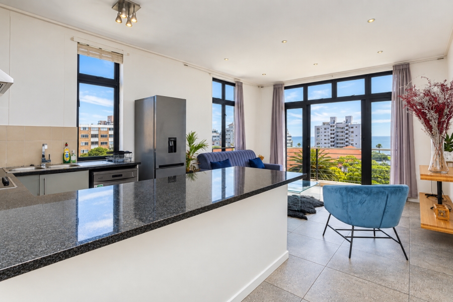 2 Bedroom Property for Sale in Sea Point Western Cape